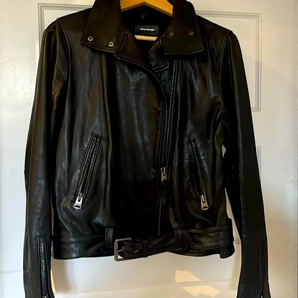 Mackage Cropped Lambskin Leather Biker Jacket (New Condition) – Size Medium